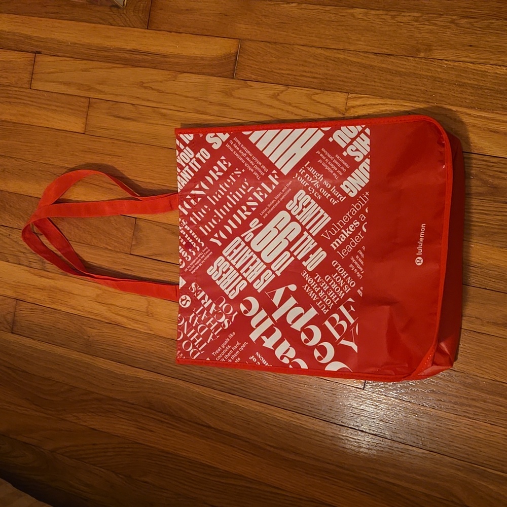 4/$25 🍁 Lululemon Shopping Bag